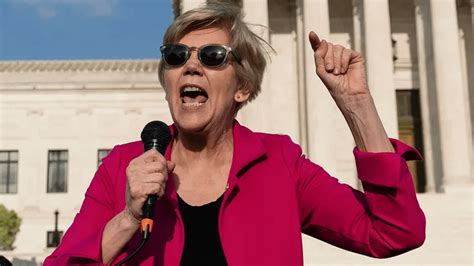 Howie Carr: Elizabeth Warren’s reelection bid no surprise